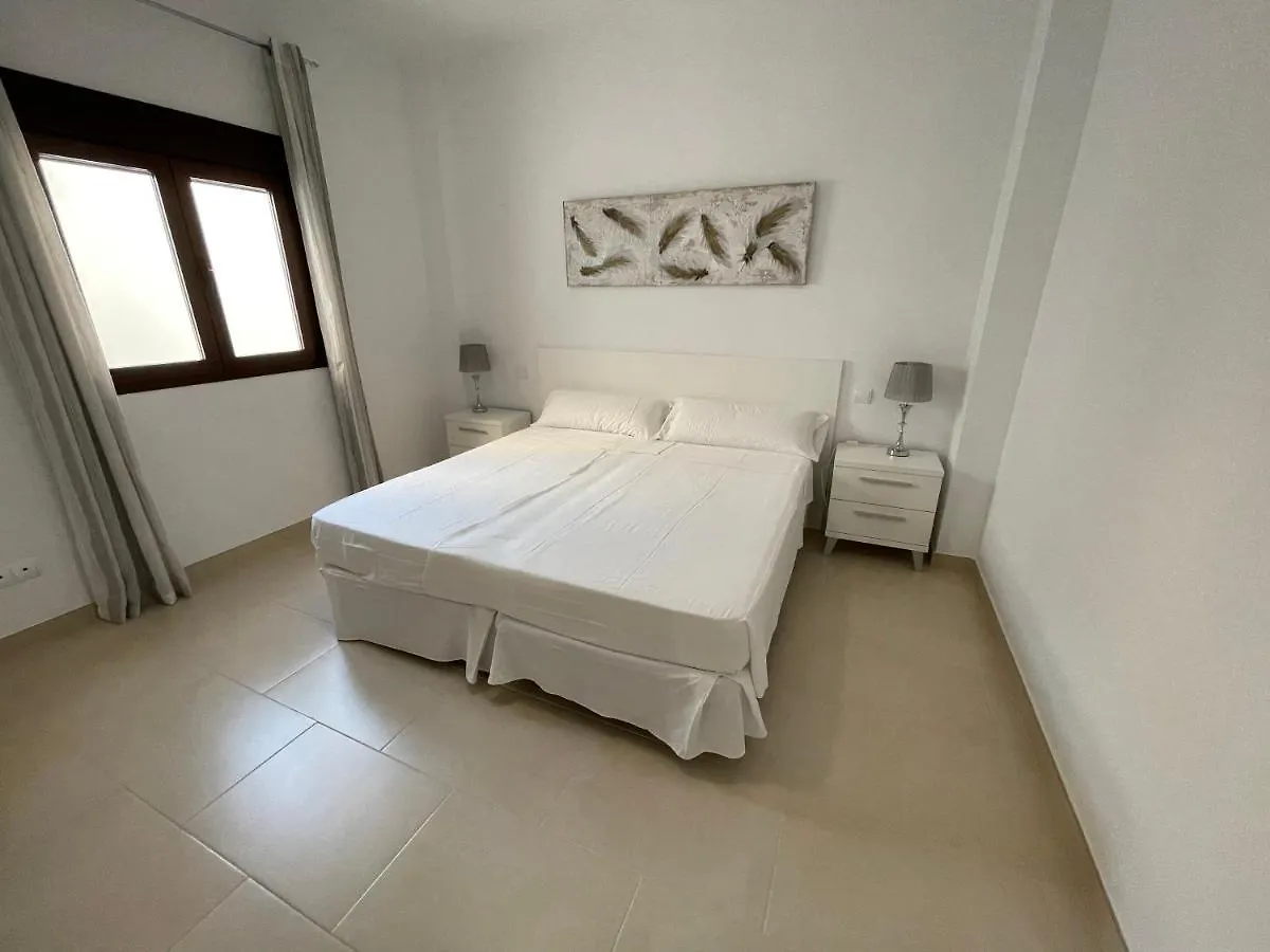 Отель Royal Suites Estepona By Croma